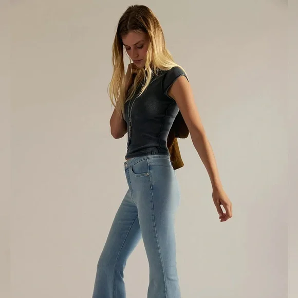 Jeans Free People Curvy High Rise Cropped Lace Up Dark Wash Stretch Waist Jeans - Picture 13 of 16